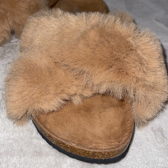 Faux Fur Slippers - Picture 4 of 5